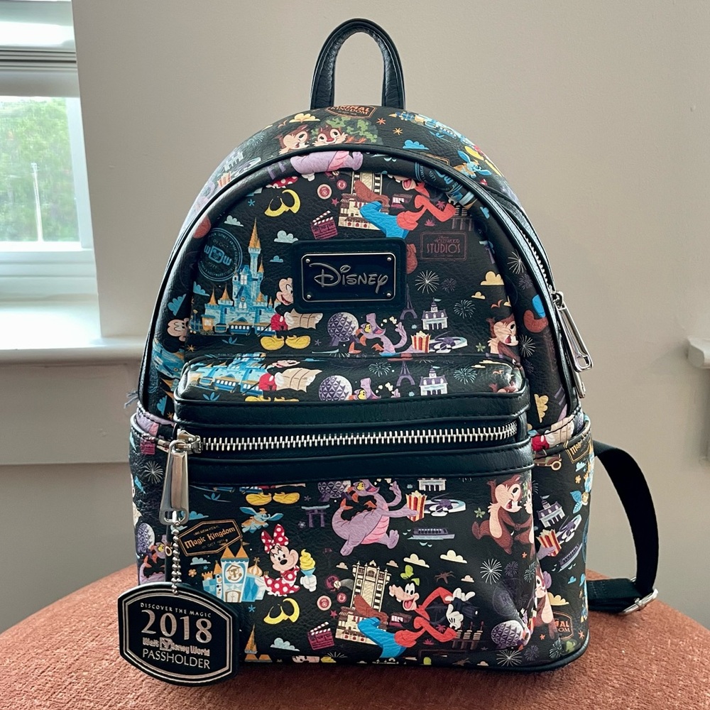 Loungefly Walt Disney World Annual Passholder 2018 Mini Backpack - Rare!